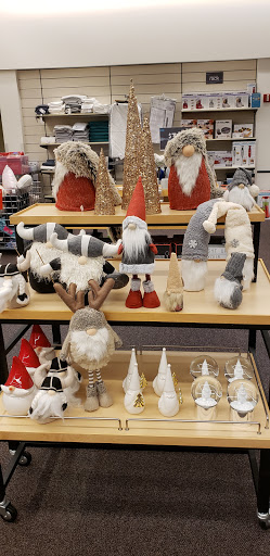 Department Store «Nordstrom Rack Tanasbourne Town Center», reviews and photos, 18100 NW Evergreen Pkwy, Beaverton, OR 97006, USA