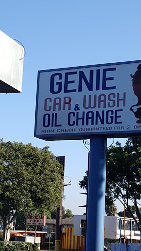Oil Change Service «GENIE CAR WASH & LUBE - W POINT LOM», reviews and photos, 3949 W Point Loma Blvd, San Diego, CA 92110, USA