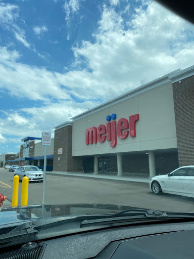 Grocery Store «Meijer», reviews and photos, 3175 S Rochester Rd, Rochester Hills, MI 48307, USA