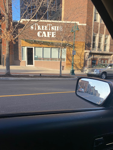 Streetside Cafe 210 W 10th St, Kansas City, MO 64105