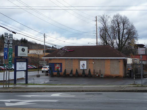 Goldsmith «The Jewelbox & Micky Roof Designer/Goldsmith», reviews and photos, 301 Old Taughannock Blvd, Ithaca, NY 14850, USA
