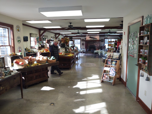 Produce Market «Saunderskill Farms», reviews and photos, 5100 US-209, Accord, NY 12404, USA