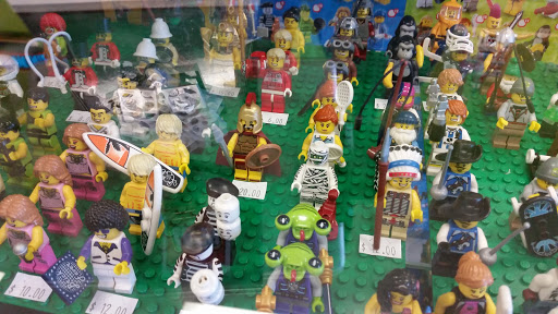 Toy Store «Bricks & Minifigs San Antonio», reviews and photos, 12415 Bandera Rd #212, Helotes, TX 78023, USA