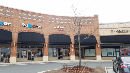 Verizon, 22000 Dulles Retail Plaza #172, Dulles, VA 20166, USA, 