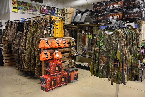 Farm Equipment Supplier «Maury Farmers Co-Op», reviews and photos, 423 Westover Dr, Columbia, TN 38401, USA