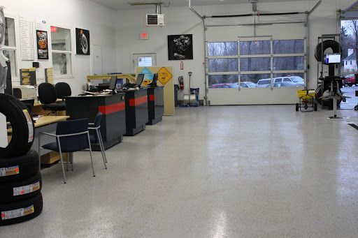 Ford Dealer «Preston Ford», reviews and photos, 13580 W Center St, Burton, OH 44021, USA