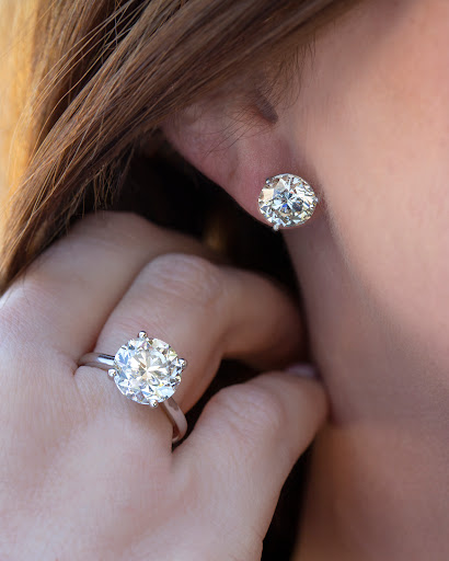 Jewelry Store «Lee Michaels Fine Jewelry», reviews and photos, 7400 San Pedro Ave #422, San Antonio, TX 78216, USA