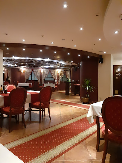 Toscana italian restaurant - Alborda Alkadima St.Cherry Maryski Hotel Alexandria, Egypt، 9 شارع البورصة القديمة, Al Attarin, Alexandria Governorate, Egypt