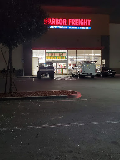 Hardware Store «Harbor Freight Tools», reviews and photos, 1291 N Hacienda Blvd, La Puente, CA 91744, USA