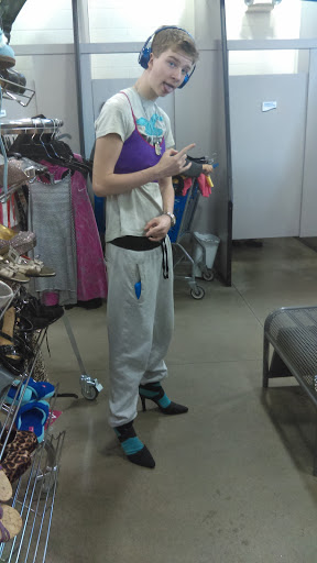 Thrift Store «Goodwill Brandon Superstore», reviews and photos, 1106 E Brandon Blvd, Brandon, FL 33511, USA