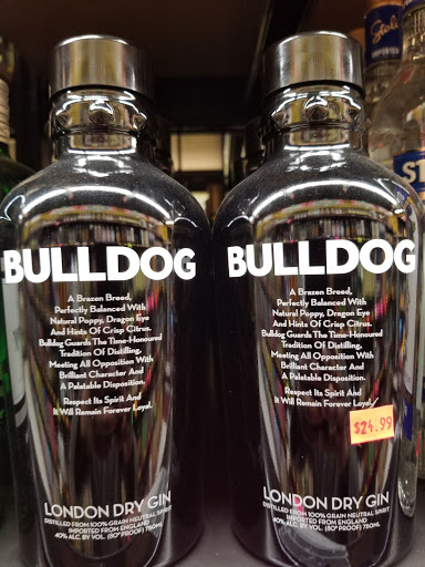 Liquor Store «Gold Crown Liquors Store», reviews and photos, 3425 N Clark St, Chicago, IL 60657, USA