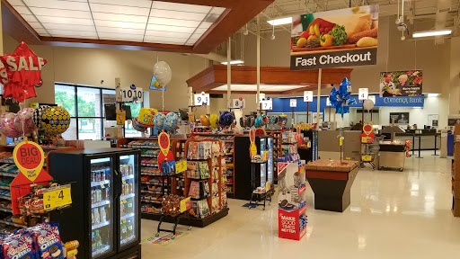 Grocery Store «Kroger», reviews and photos, 15455 Haggerty Rd, Plymouth, MI 48170, USA