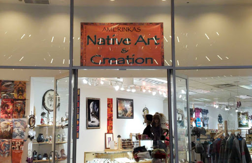 Shopping Mall «Atrium», reviews and photos, 100 W Randolph St, Chicago, IL 60601, USA