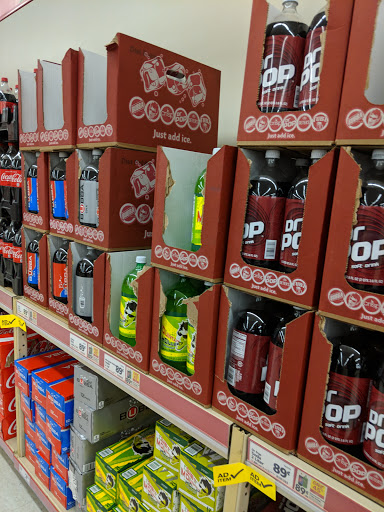 Grocery Store «Save-A-Lot», reviews and photos, 661 E 24th St #810, Holland, MI 49423, USA