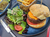 Hamburger du Restaurant français Brasserie Rives de Bièvre à Cachan - n°8