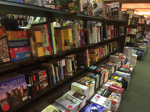 Book Store «Barnes & Noble», reviews and photos, 3102 Northline Ave, Greensboro, NC 27408, USA