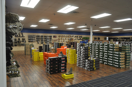 Army & Navy Surplus Shop «US Patriot Tactical», reviews and photos, 16298 Fort Campbell Blvd, Oak Grove, KY 42262, USA