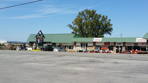 F L Davis Ace Building Center, 7379 Greers Ferry Rd, Greers Ferry, AR 72067, USA, 