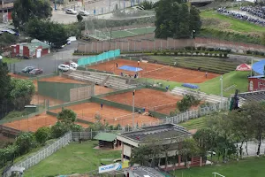 corporacion club tenis pasto image