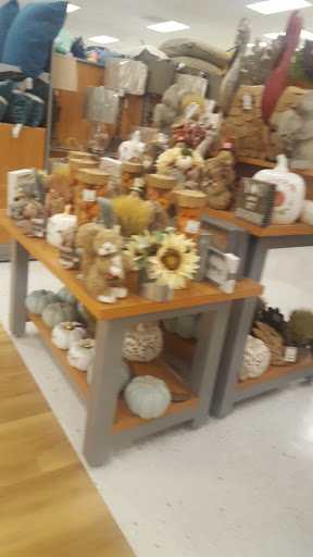 Department Store «T.J. Maxx», reviews and photos, 125 Interstate Shop Center, Ramsey, NJ 07446, USA