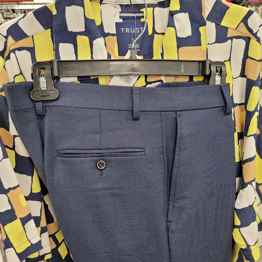 Clothing Store «K&G Fashion Superstore», reviews and photos, 4625 S Cooper St, Arlington, TX 76017, USA