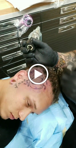 Tattoo Shop «Scratch The Surface Tattoo», reviews and photos, 6550 International Dr #111, Orlando, FL 32819, USA