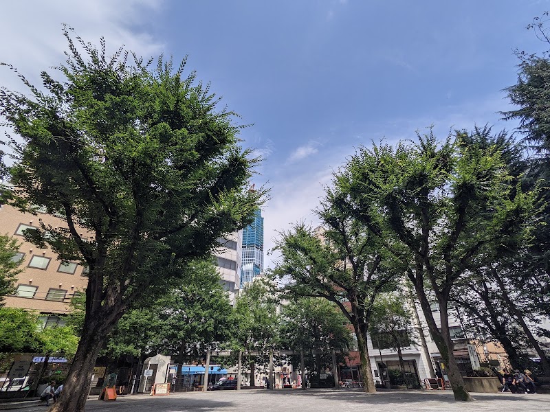 新宿区立柏木公園