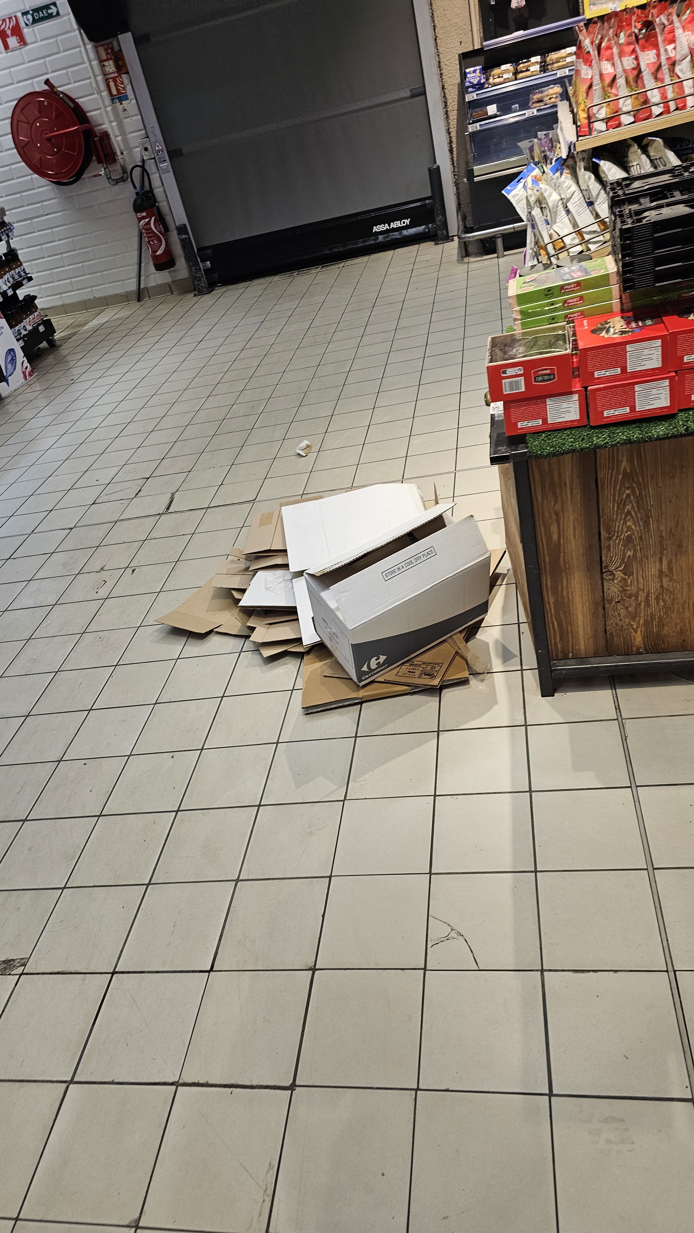 Photo n° 4 de l'avis de NIkOLA. fait le 18/08/2023 à 17:21