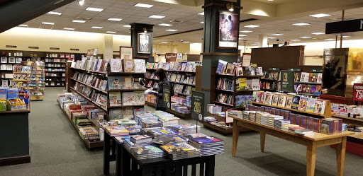 Book Store «Barnes & Noble», reviews and photos, 7881 Edinger Ave, Huntington Beach, CA 92647, USA