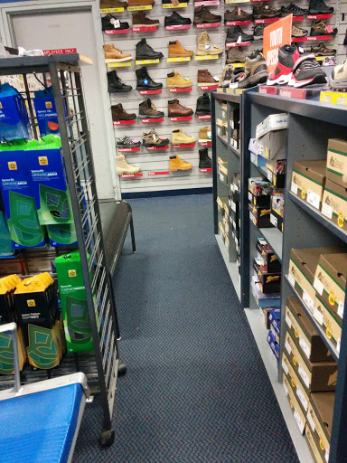 Sporting Goods Store «Big 5 Sporting Goods - Alameda», reviews and photos, 325 Park St, Alameda, CA 94501, USA