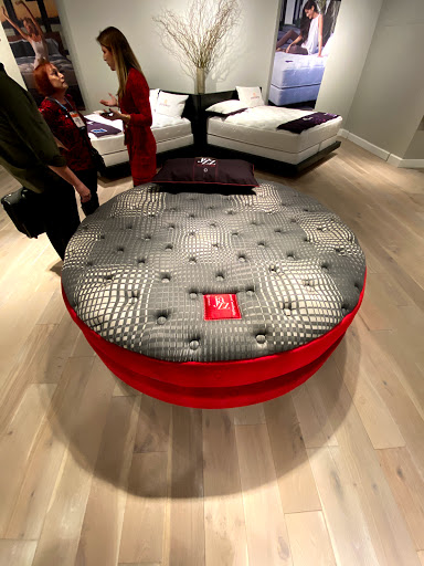 Furniture Store «Walls Furniture & Mattress», reviews and photos, 3611 N Nebo Rd, Muncie, IN 47304, USA