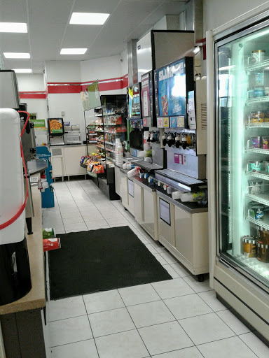 Convenience Store «7-Eleven», reviews and photos, 2000 N Shenandoah Ave, Front Royal, VA 22630, USA