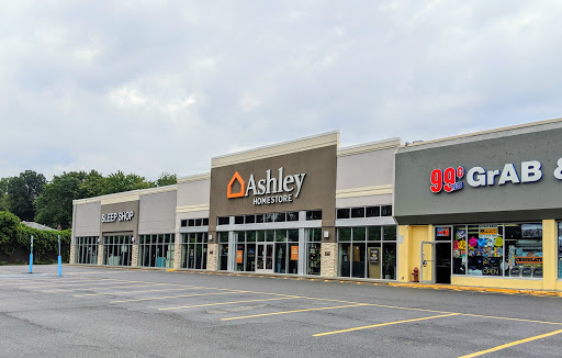 Furniture Store «Ashley HomeStore», reviews and photos, 2350 Central Park Ave, Yonkers, NY 10710, USA