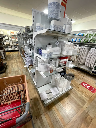 Department Store «HomeGoods», reviews and photos, 1945 W Lumsden Rd, Brandon, FL 33511, USA