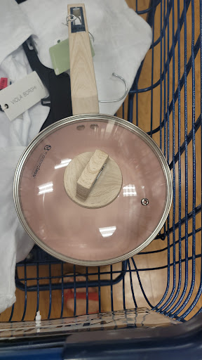 Shopping Mall «The Brickyard», reviews and photos, 2600 N Narragansett Ave, Chicago, IL 60639, USA