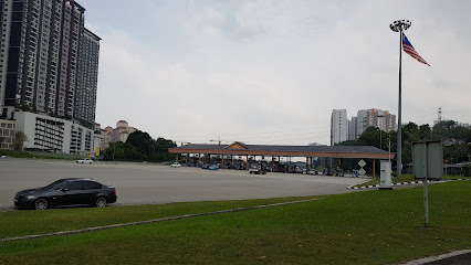 Plaza Tol Awan Besar