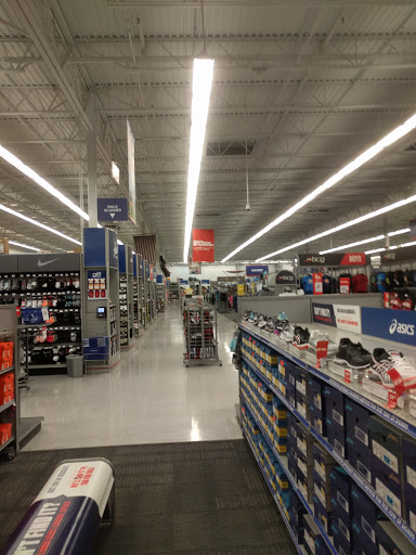 Sporting Goods Store «Academy Sports + Outdoors», reviews and photos, 7926 Giacosa Pl, Memphis, TN 38133, USA