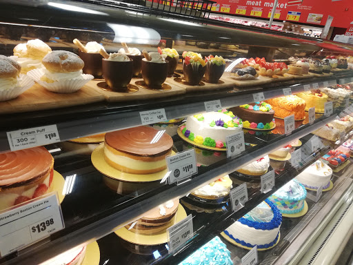 Grocery Store «H-E-B Grocery», reviews and photos, 7811 McPherson Rd, Laredo, TX 78045, USA