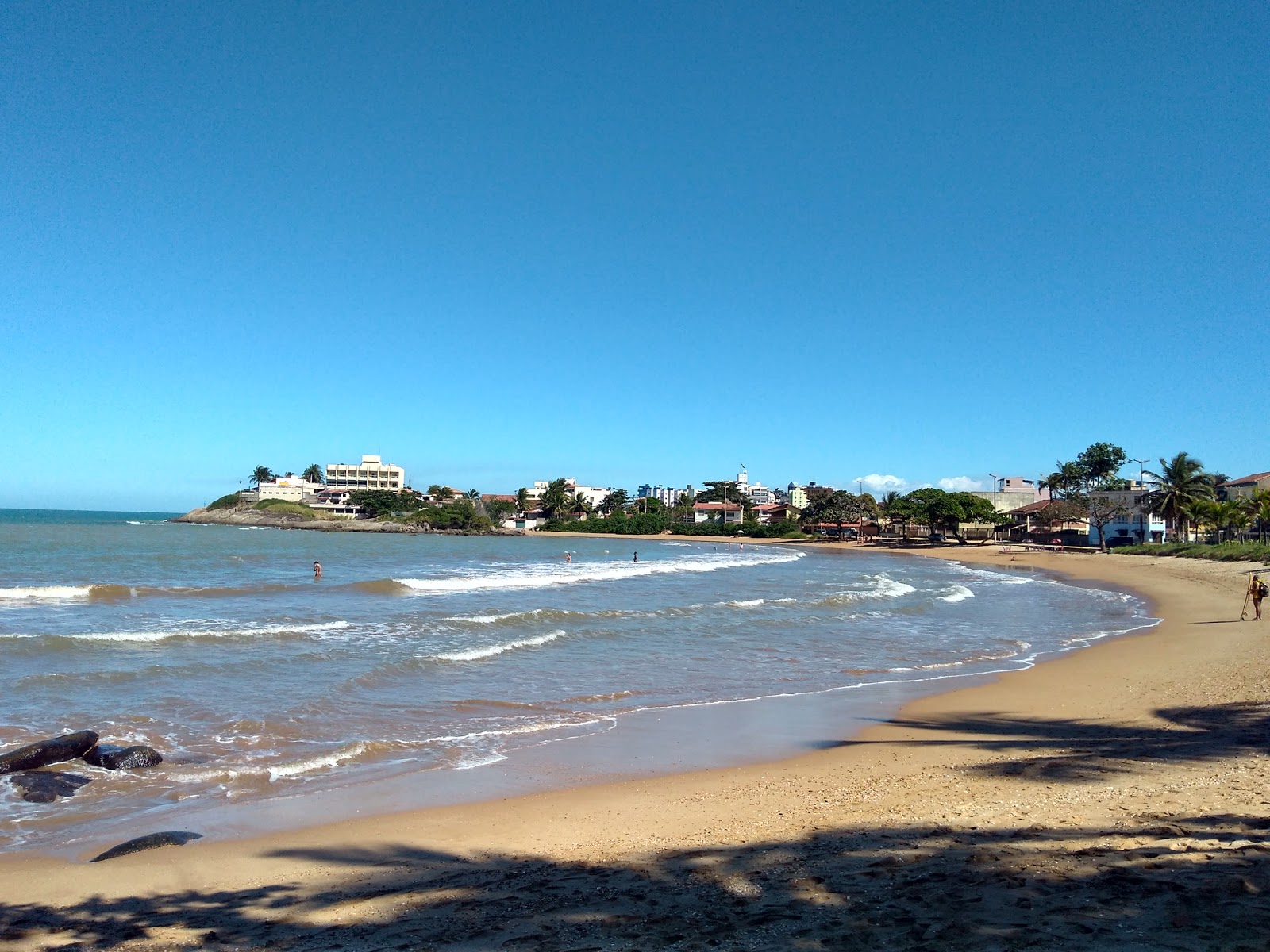 Foto von Liebes Strand mit geräumige bucht