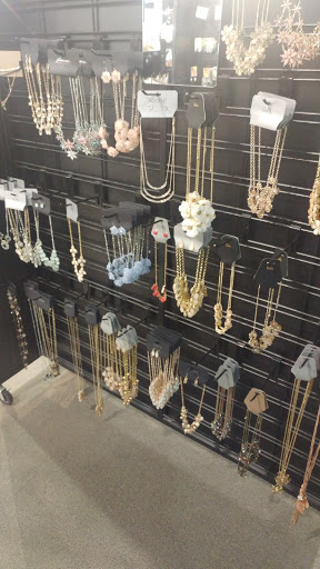 Discount Store «Gordmans», reviews and photos, 4601 1st Ave SE, Cedar Rapids, IA 52402, USA