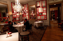 Atmosphère du Restaurant gastronomique L'Ambroisie à Paris - n°13