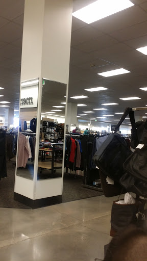 Department Store «Nordstrom Rack The Gallery At Westbury Plaza», reviews and photos, 1040 Old Country Rd, Garden City, NY 11530, USA