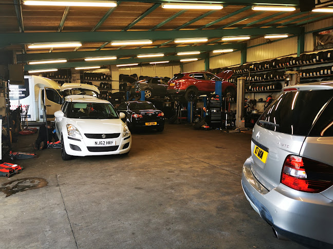 Reviews of Westerhope Tyre & Battery Centre in Newcastle upon Tyne - Tire shop