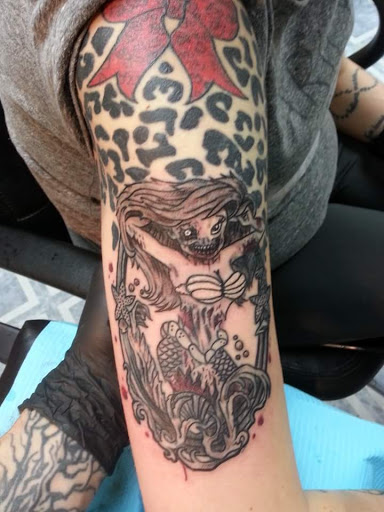 Tattoo Shop «Pain For Sale Tattooing», reviews and photos, 865 28th St SE, Grand Rapids, MI 49507, USA