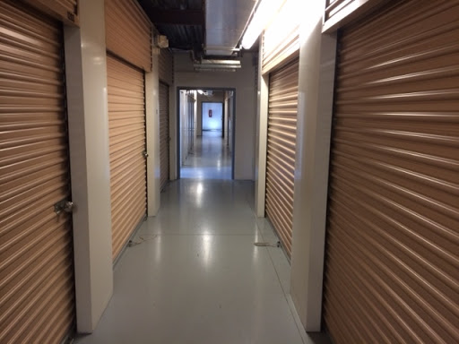 Self-Storage Facility «Compass Self Storage», reviews and photos, 19020 N Dale Mabry Hwy, Lutz, FL 33548, USA