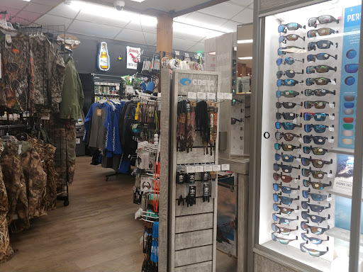 Sporting Goods Store «Anglers Sport Center», reviews and photos, 1456 Whitehall Rd, Annapolis, MD 21409, USA