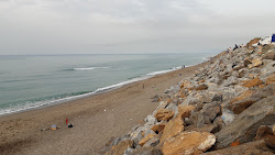 Fotografie cu Plage Bazoul cu nivelul de curățenie înalt