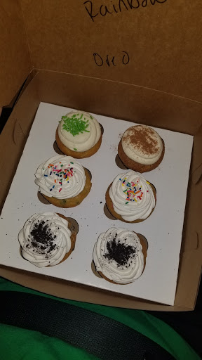 Cake Shop «Sugar Divas Cakery LLC», reviews and photos, 25 W Crystal Lake St #172, Orlando, FL 32806, USA