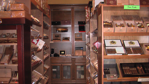 Cigar Shop «21 Degrees Cigar and Accessories», reviews and photos, 9375 E Shea Blvd #175, Scottsdale, AZ 85260, USA