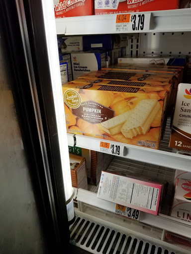 Grocery Store «Super Stop & Shop», reviews and photos, 600 Kinderkamack Rd, Emerson, NJ 07630, USA